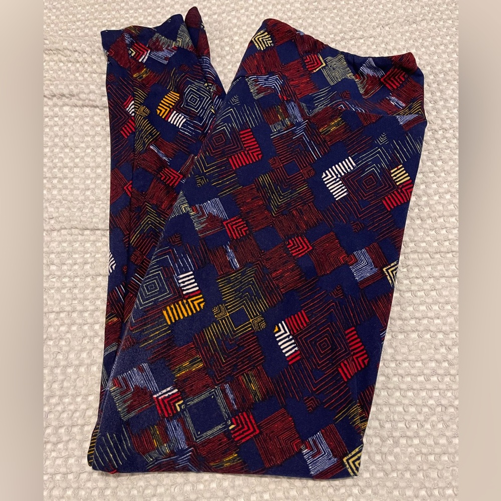 LuLaRoe Tall & Curvy Dark Blue Geometric Leggings